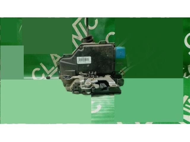 bontott SKODA OCTAVIA II Jobb hátsó Ajtózár