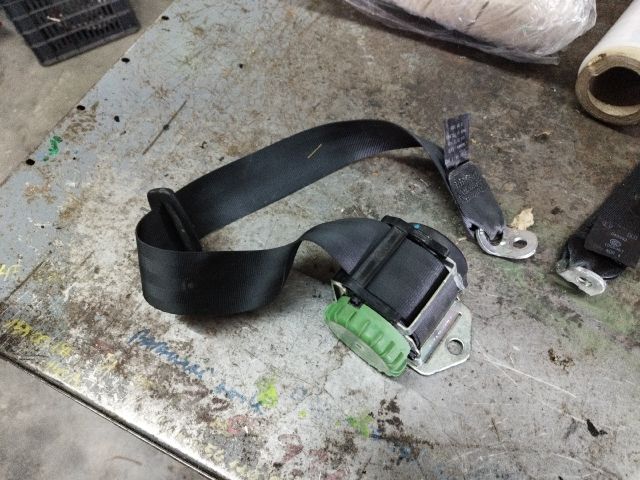 bontott SKODA OCTAVIA II Jobb hátsó Biztonsági Öv