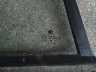 bontott SKODA OCTAVIA II Jobb hátsó Fixüveg (Ajtóban)