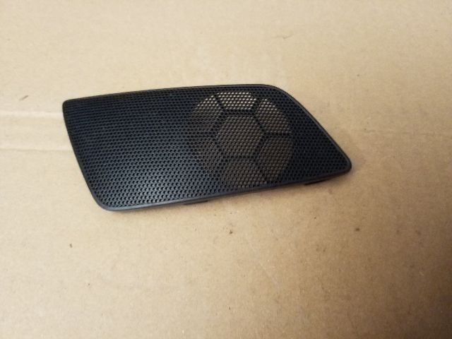 bontott SKODA OCTAVIA II Jobb hátsó Hangszóró Burkolat