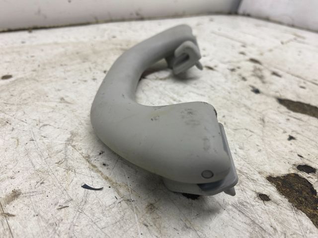 bontott SKODA OCTAVIA II Jobb hátsó Kapaszkodó (Felső)