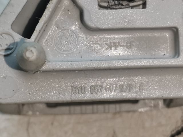 bontott SKODA OCTAVIA II Jobb hátsó Kapaszkodó (Felső)