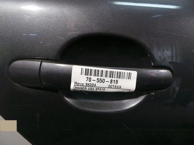 bontott SKODA OCTAVIA II Jobb hátsó Külső Kilincs