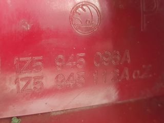 bontott SKODA OCTAVIA II Jobb Hátsó Lámpa