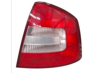 bontott SKODA OCTAVIA II Jobb Hátsó Lámpa