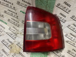 bontott SKODA OCTAVIA II Jobb Hátsó Lámpa