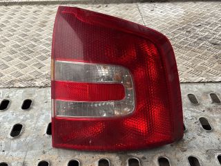 bontott SKODA OCTAVIA II Jobb Hátsó Lámpa