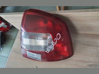 bontott SKODA OCTAVIA II Jobb Hátsó Lámpa