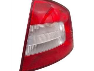 bontott SKODA OCTAVIA II Jobb Hátsó Lámpa