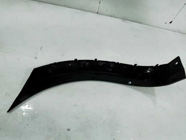 bontott SKODA OCTAVIA II Jobb hátsó Lökhárító Díszléc