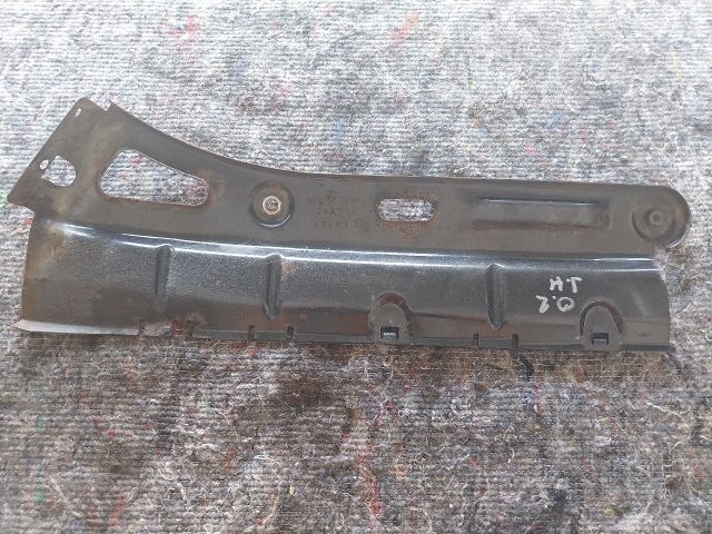 bontott SKODA OCTAVIA II Jobb hátsó Oldal Lökhárító Tartó (Műanyag)