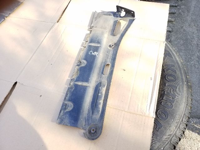 bontott SKODA OCTAVIA II Jobb hátsó Oldal Lökhárító Tartó (Műanyag)