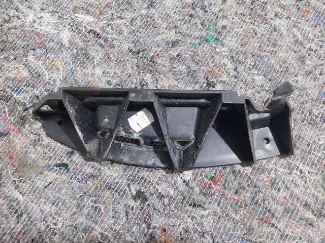 bontott SKODA OCTAVIA II Jobb hátsó Oldal Lökhárító Tartó (Műanyag)