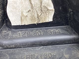 bontott SKODA OCTAVIA II Jobb hátsó Oldal Lökhárító Tartó (Műanyag)