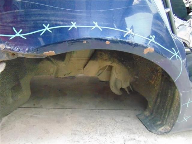 bontott SKODA OCTAVIA II Jobb hátsó Sárvédő