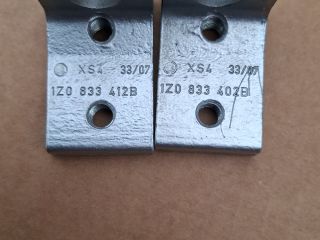 bontott SKODA OCTAVIA II Jobb hátsó Zsanér