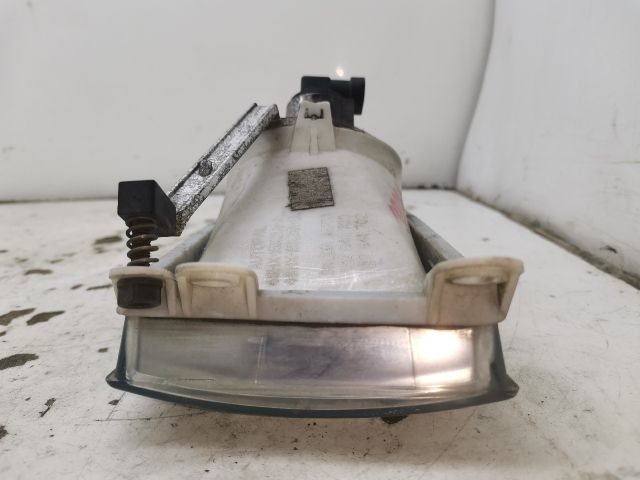 bontott SKODA OCTAVIA II Jobb Ködfényszóró