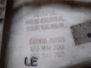 bontott SKODA OCTAVIA II Jobb Ködfényszóró