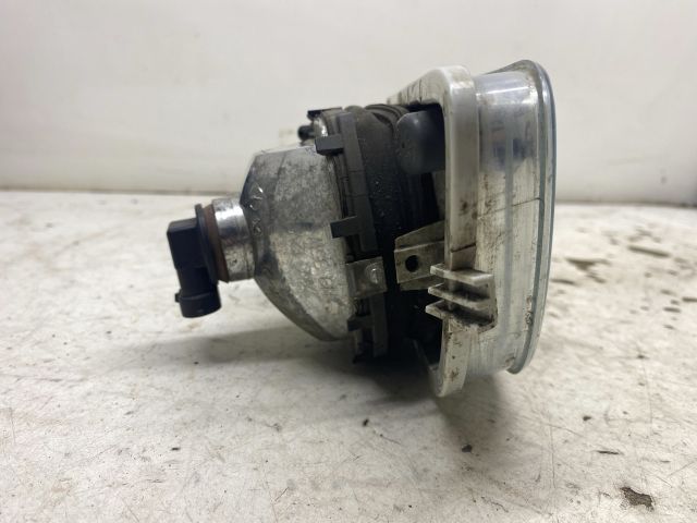 bontott SKODA OCTAVIA II Jobb Ködfényszóró