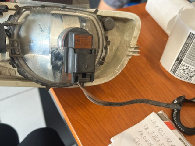 bontott SKODA OCTAVIA II Jobb Ködfényszóró