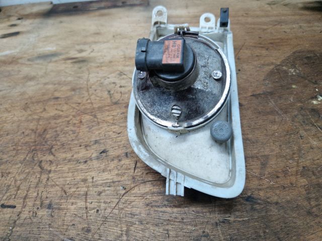 bontott SKODA OCTAVIA II Jobb Ködfényszóró