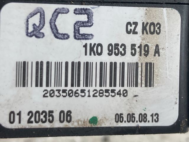 bontott SKODA OCTAVIA II Jobb Kormánykapcsoló Ablaktörlő