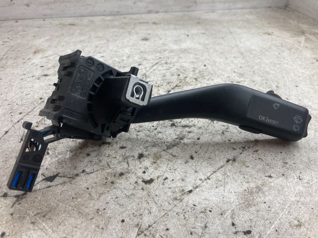 bontott SKODA OCTAVIA II Jobb Kormánykapcsoló Ablaktörlő