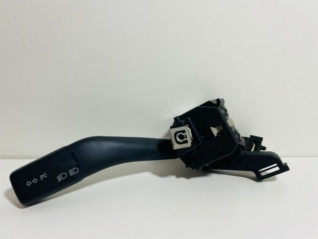 bontott SKODA OCTAVIA II Jobb Kormánykapcsoló Ablaktörlő