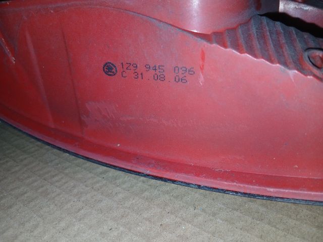 bontott SKODA OCTAVIA II Jobb Külső Hátsó Lámpa