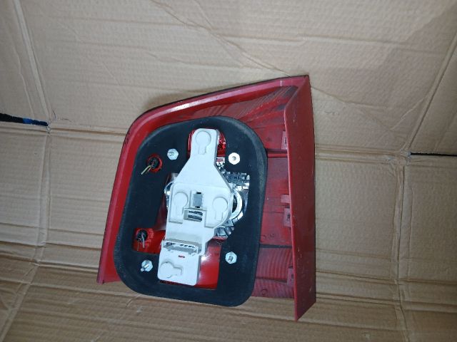 bontott SKODA OCTAVIA II Jobb Külső Hátsó Lámpa