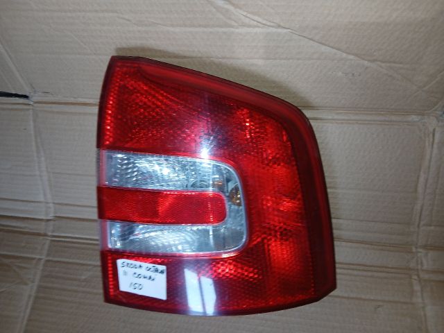 bontott SKODA OCTAVIA II Jobb Külső Hátsó Lámpa