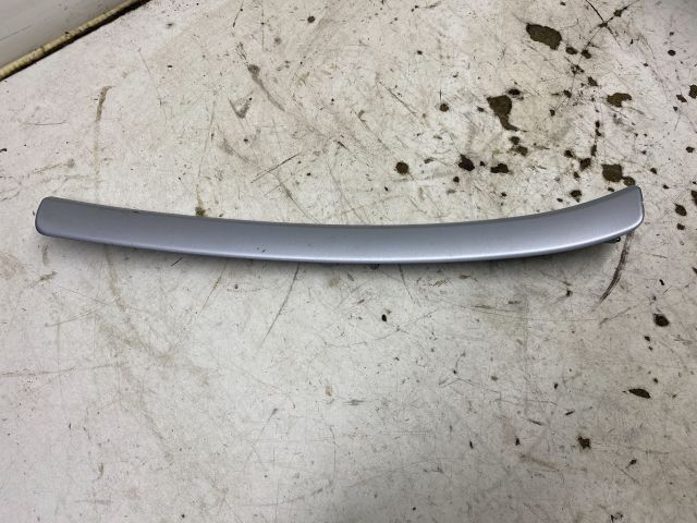 bontott SKODA OCTAVIA II Jobb Műszerfal Díszléc