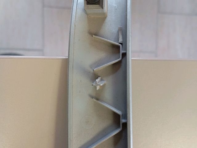 bontott SKODA OCTAVIA II Jobb Műszerfal Díszléc