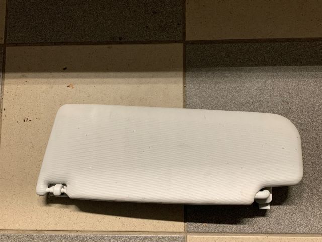 bontott SKODA OCTAVIA II Jobb Napellenző