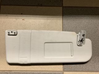 bontott SKODA OCTAVIA II Jobb Napellenző