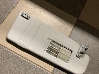 bontott SKODA OCTAVIA II Jobb Napellenző