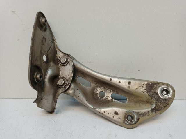 bontott SKODA OCTAVIA II Jobb Sárvédő Oldaltartó