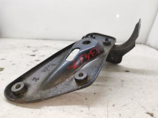 bontott SKODA OCTAVIA II Jobb Sárvédő Oldaltartó