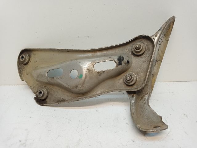 bontott SKODA OCTAVIA II Jobb Sárvédő Oldaltartó