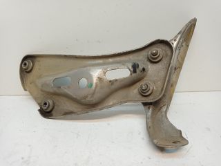 bontott SKODA OCTAVIA II Jobb Sárvédő Oldaltartó