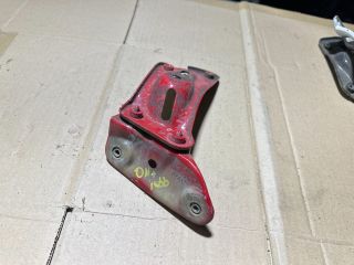 bontott SKODA OCTAVIA II Jobb Sárvédő Oldaltartó