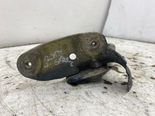 bontott SKODA OCTAVIA II Jobb Sárvédő Oldaltartó