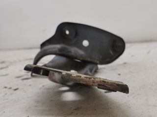 bontott SKODA OCTAVIA II Jobb Sárvédő Oldaltartó