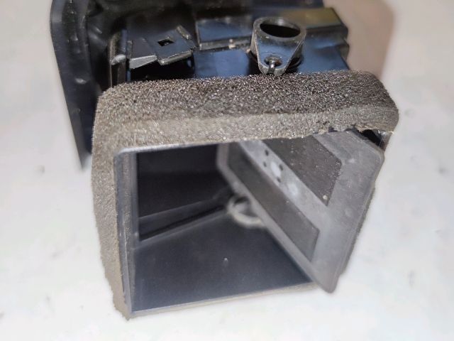 bontott SKODA OCTAVIA II Jobb Szellőző