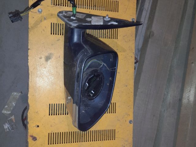 bontott SKODA OCTAVIA II Jobb Visszapillantó Tükör (Elektromos)