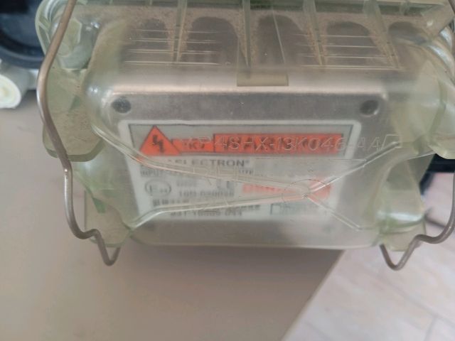 bontott SKODA OCTAVIA II Jobb Xenon Fényszóró