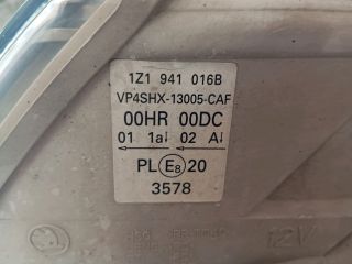 bontott SKODA OCTAVIA II Jobb Xenon Fényszóró