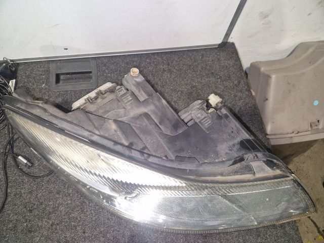 bontott SKODA OCTAVIA II Jobb Xenon Fényszóró