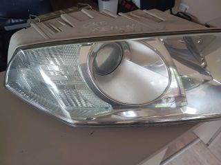 bontott SKODA OCTAVIA II Jobb Xenon Fényszóró