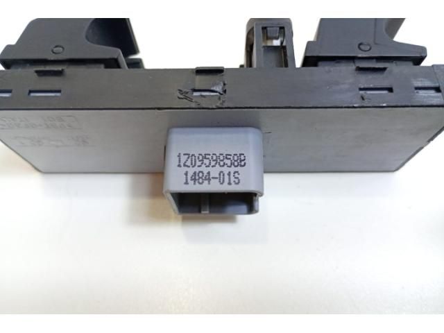 bontott SKODA OCTAVIA II Kapcsoló (Magában)